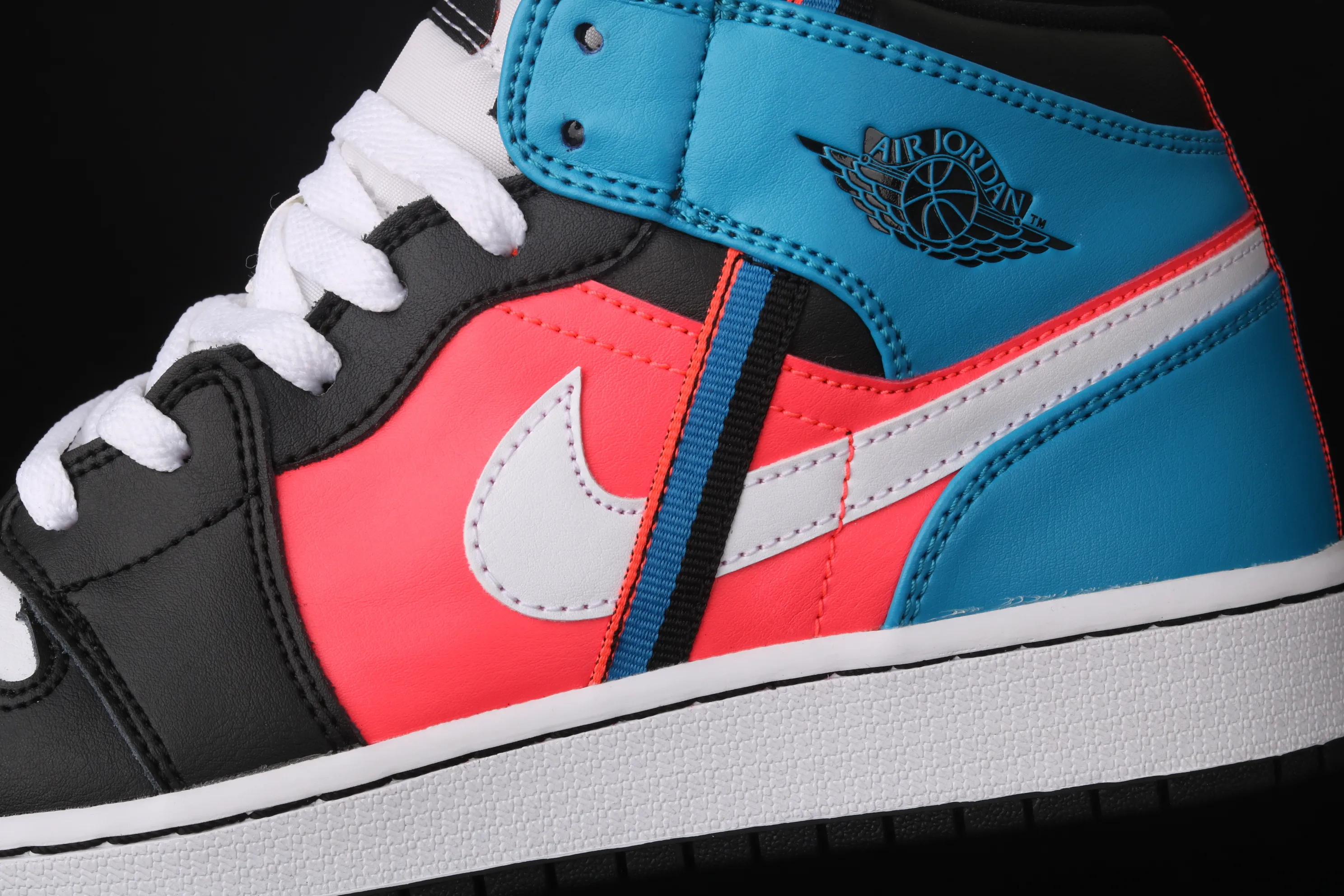 All categories Air Jordan Jordan series basketball shoes Air Jordan 1 Mid Air Jordan1 Mid Game Time AJ1 Joe 1 Zhongbang basketball shoes CV4891-001